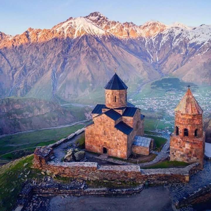 Veriko'S Guest Hause Kazbegi Bagian luar foto