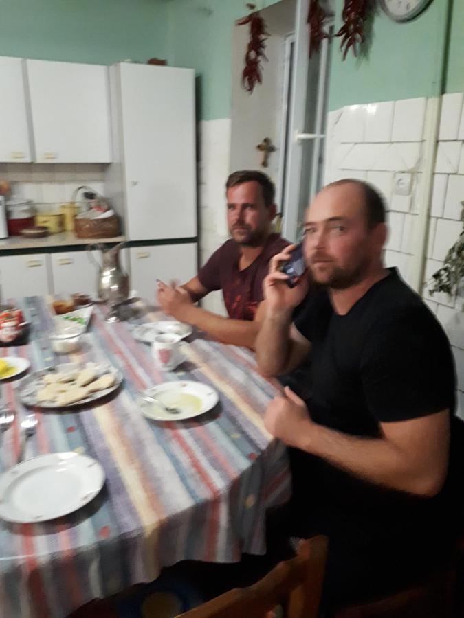 Veriko'S Guest Hause Kazbegi Bagian luar foto